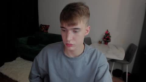 Snapshot of kevin_martin8 chatting on December 16, 10:24 pm Kevin Martin online show from December 16, 10:24 pm