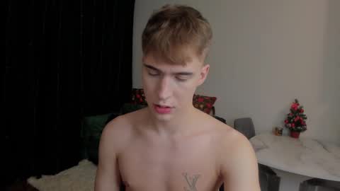 Snapshot of kevin_martin8 chatting on December 14, 11:56 pm Kevin Martin online show from December 14, 11:56 pm