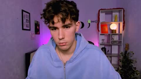 kevin_nix_ online show from February 4, 2:10 pm