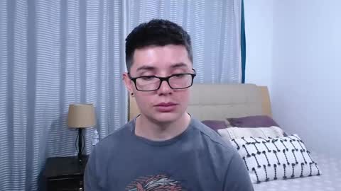 Kevin online show from April 14, 9:18 pm