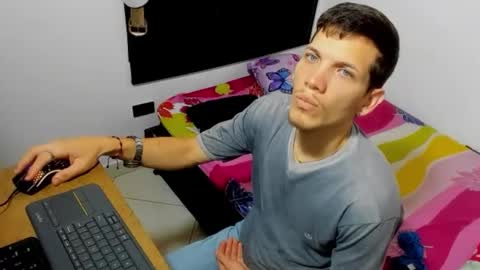 kevinkewma online show from October 17, 2:10 pm