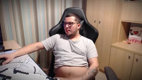 Kevinn online show from November 27, 6:59 pm