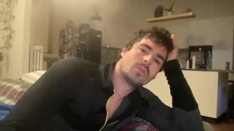 kevinpillobello online show from March 22, 5:28 pm