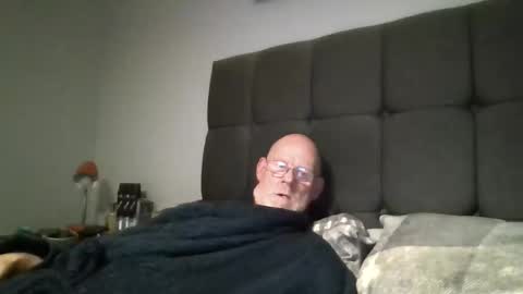 kevlooking4sez online show from September 27, 11:46 pm