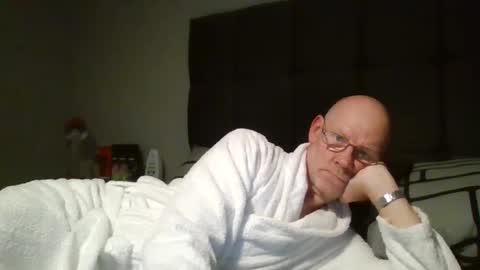 kevlooking4sez online show from February 5, 12:10 am