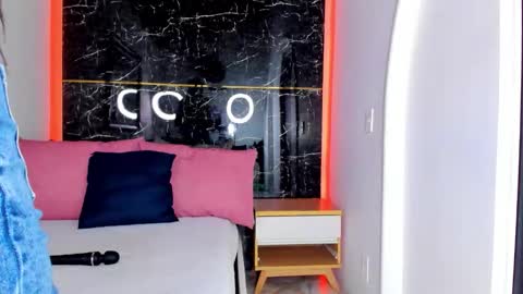 Keyla Knowles online show from February 4, 10:24 pm