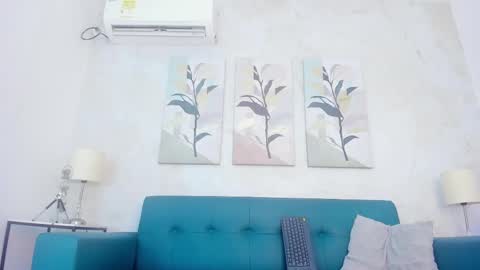 Snapshot of keyla_mejia chatting on September 15, 2:18 pm Keyla online show from September 15, 2:18 pm