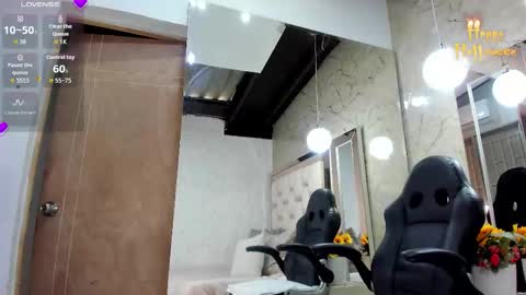 Keyla online show from October 16, 5:45 pm