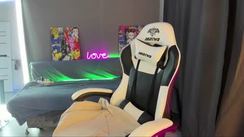 Keyli online show from October 3, 10:01 am