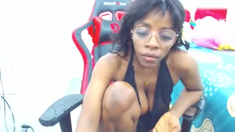 Sandy Saenz online show from January 22, 6:41 pm