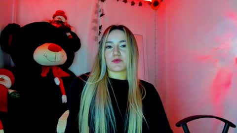 Snapshot of keyth_clement chatting on December 19, 10:00 pm Keyth online show from December 19, 10:00 pm