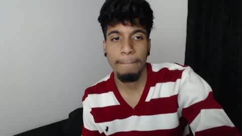 khevinlopezonig online show from September 25, 9:38 am