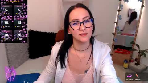 Kiara Bermont online show from February 4, 4:08 pm