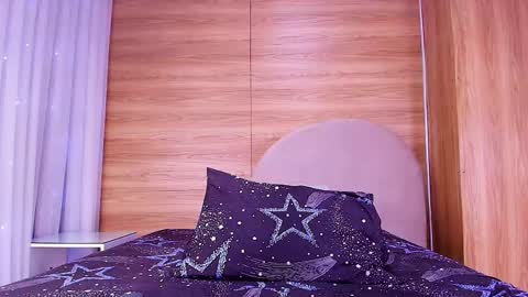 kiaralopez_ online show from May 21, 3:13 am