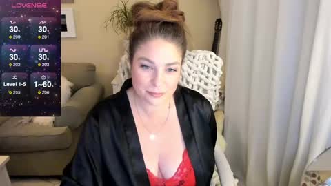 Snapshot of kierareines chatting on February 22, 3:23 am Kiera Reines online show from February 22, 3:23 am