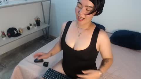   online show from April 22, 3:02 am