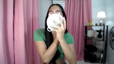 Snapshot of kieshagray chatting on March 10, 11:55 am kiesha online show from March 10, 11:55 am