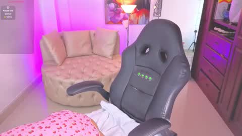 kiim__samanta online show from October 30, 11:44 am