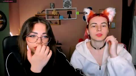 kiki_swan online show from April 13, 5:55 am