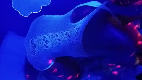 kikilovespartylights online show from March 22, 10:08 am