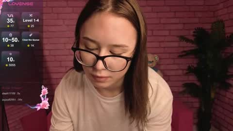 kikimilkys online show from October 7, 9:27 am