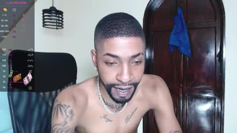 Snapshot of kilian_xx chatting on February 10, 1:11 pm Kilian xxx online show from February 10, 1:11 pm