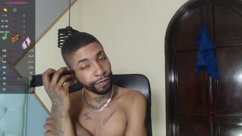 Snapshot of kilian_xx chatting on February 5, 4:47 pm Kilian xxx online show from February 5, 4:47 pm