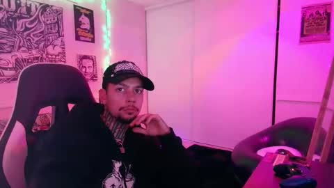 Kenny online show from February 10, 3:20 am