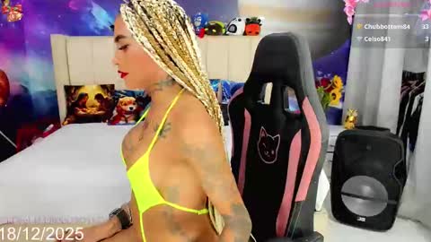 kylie anthonella online show from December 18, 6:41 am