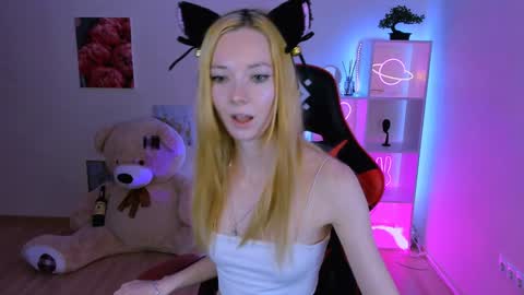 kim_boyd online show from January 25, 6:13 pm
