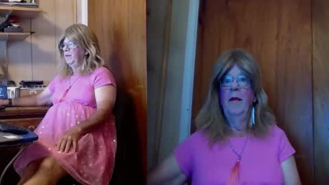 kim crossdresser     no nude room and clean chat only. online show from September 10, 2:18 pm