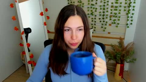 Kim online show from October 13, 1:02 pm