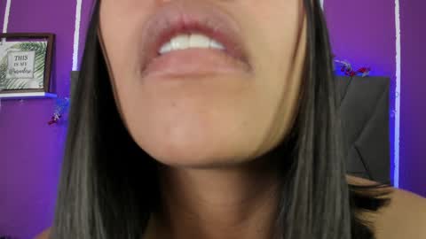 Snapshot of kim_johnsson chatting on January 24, 8:11 pm kim online show from January 24, 8:11 pm