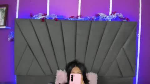 Snapshot of kim_johnsson chatting on February 18, 1:54 am kim online show from February 18, 1:54 am