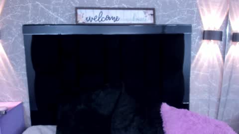 Snapshot of kim_johnsson chatting on March 10, 5:22 am kim online show from March 10, 5:22 am