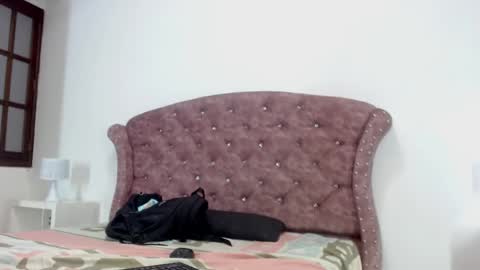 K I M online show from February 19, 11:49 am