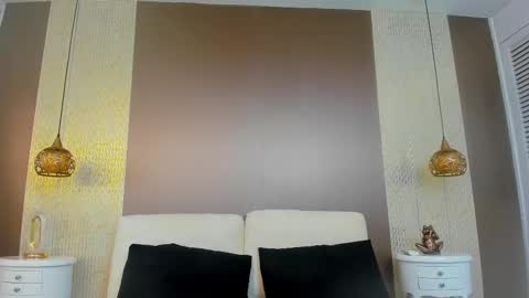 K I M online show from October 12, 11:47 am