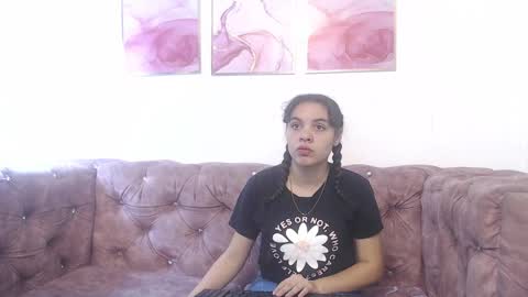 K I M online show from February 15, 11:28 am