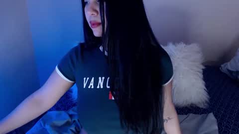 Snapshot of kim_perrii chatting on March 5, 5:50 pm Kim online show from March 5, 5:50 pm
