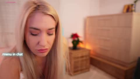 Kim online show from November 29, 11:45 pm