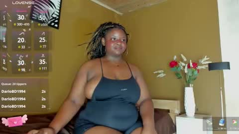 Snapshot of kimberly__4 chatting on February 20, 8:25 pm Kimberly 4 online show from February 20, 8:25 pm