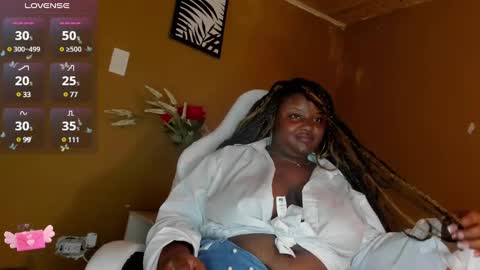 Snapshot of kimberly__4 chatting on February 24, 11:41 pm Kimberly 4 online show from February 24, 11:41 pm