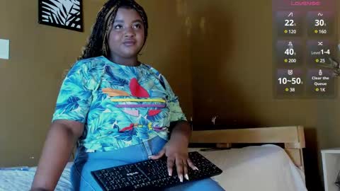 Snapshot of kimberly__4 chatting on February 10, 8:10 pm Kimberly 4 online show from February 10, 8:10 pm