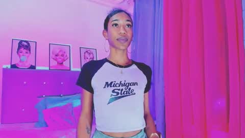 Your Queen KIM online show from January 20, 5:26 am