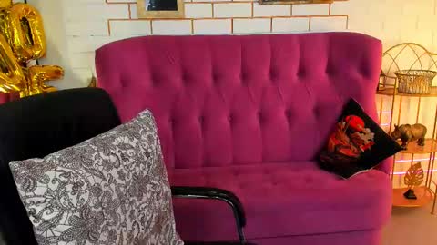 The one that you wont be able to forget online show from February 21, 3:10 pm