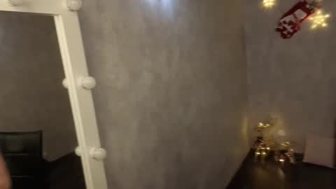 Kimberly online show from January 11, 2:01 pm