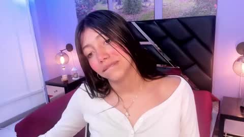 Kimberly Villalobos online show from February 20, 2:46 pm