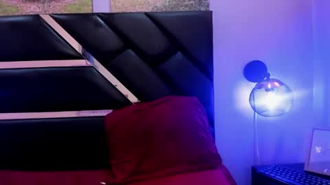 Kimberly Villalobos online show from February 17, 5:55 pm