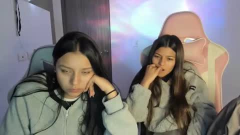 kimmi online show from November 25, 11:25 pm