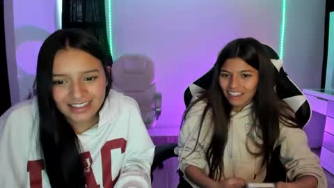 Snapshot of kimmi_foxy chatting on January 31, 10:31 pm kimmi online show from January 31, 10:31 pm